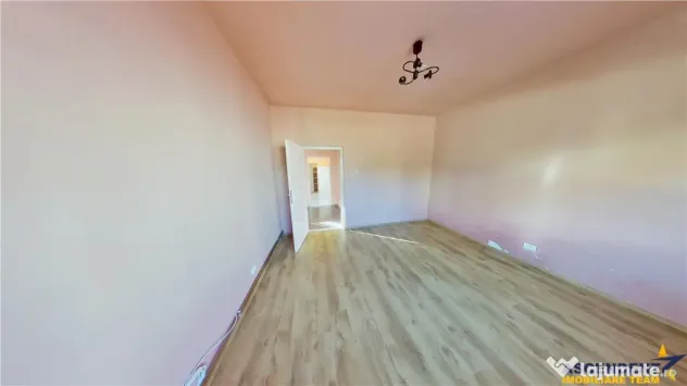 3D! Apartament in casa:recomandat locuinta sau business, Gar