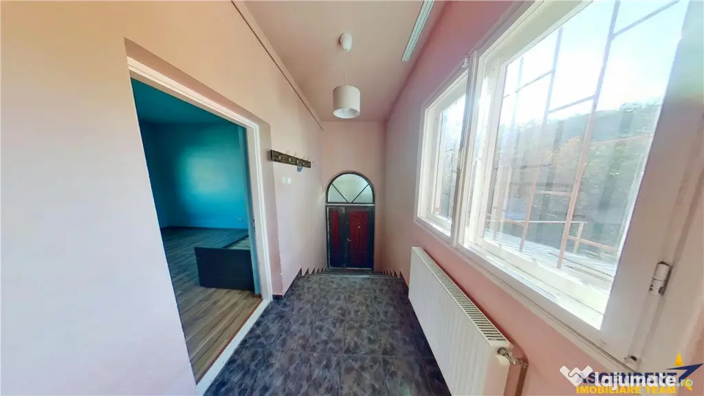 3D! Apartament in casa:recomandat locuinta sau business, Gar