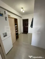Apartament cu 3 camere, semidecomandat, mobilat si utilat, p