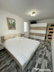 Apartament cu 3 camere, semidecomandat, mobilat si utilat, p