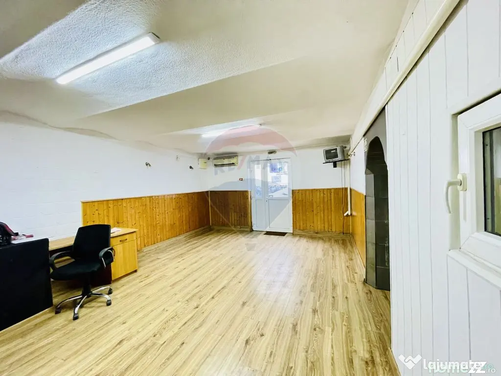 Spațiu comercial de vânzare – Central, Cisnădie | 42...