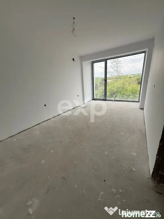 Casa de vanzare - triplex I Trivale Smeura