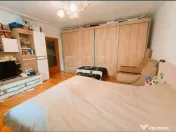 2 camere Unirii decomandat, et. 1, an 1993, 62 mp, renovat 