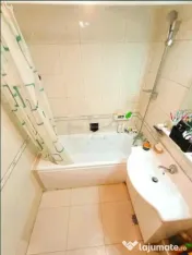 2 camere Unirii decomandat, et. 1, an 1993, 62 mp, renovat 
