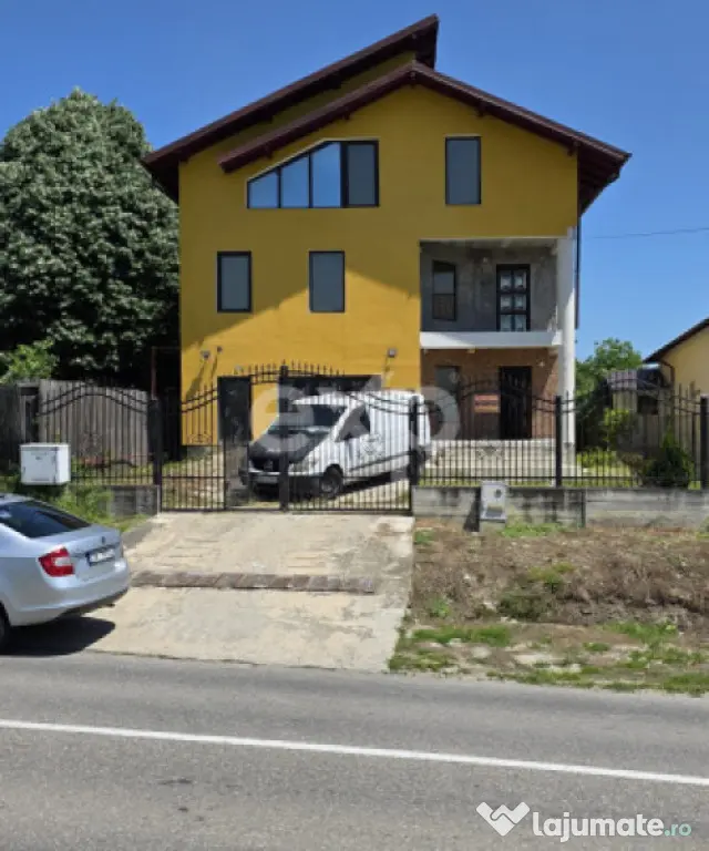 Vilă P+2 cu Spațiu Comercial și Teren 1000 mp – Răzvad