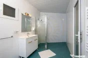 Spatiu tip motel/in curs de autorizare pentru camin de senio 