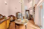Casă cu 3 camere de vânzare în zona Intim- Str. Andrei...