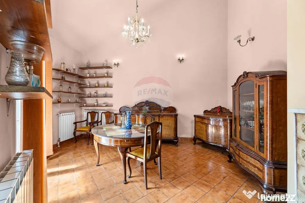 Casă cu 3 camere de vânzare în zona Intim- Str. Andrei... - Arad (Arad)