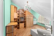 Casă cu 3 camere de vânzare în zona Intim- Str. Andrei...