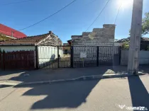 Casă renovabilă + teren, 51 mp, 277 mp, zonă 1 Mai