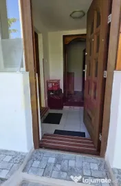 Casa de vanzare cu 5 camere în Mislea 