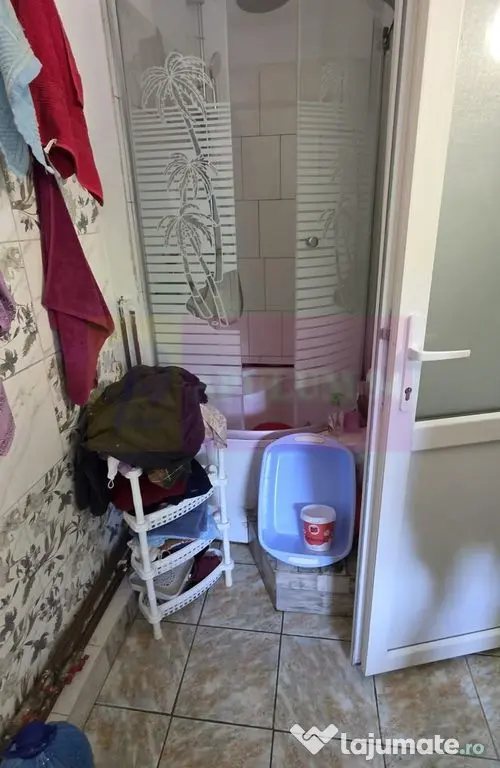 Casa de vanzare cu 5 camere în Mislea