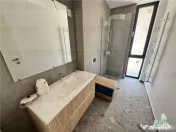 Vila de in Pipera, Nordul Bucurestiului | Curte privata, te 