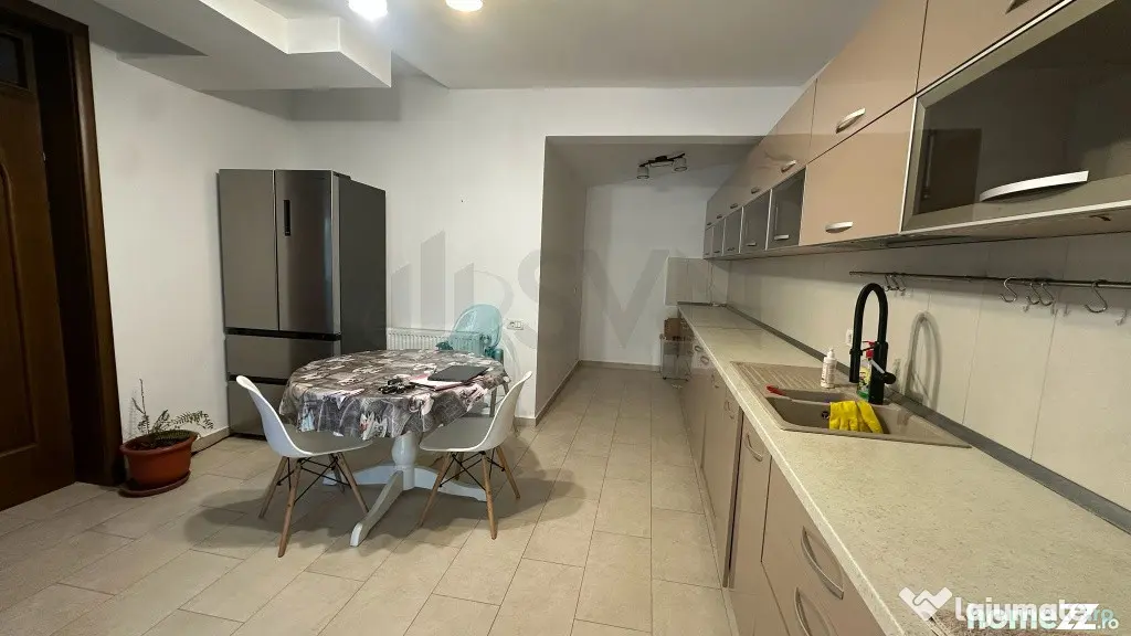 Apartrament 3 camere I Parcul Bazilescu