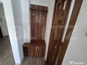 Apartament de inchiriat, cu 3 camere, 57 mp, zona micro 17