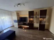 Apartament de inchiriat, cu 3 camere, 57 mp, zona micro 17