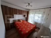 Apartament de inchiriat, cu 3 camere, 57 mp, zona micro 17