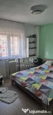Apartament 3 camere decomandate, etaj intermediar, în Grigo 