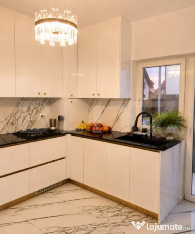 Casă cu 4 camere, 120 mp, Ipotesti