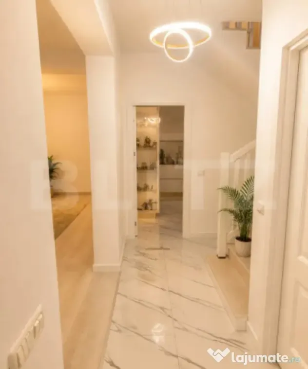 Casă cu 4 camere, 120 mp, Ipotesti