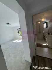 Casa de vanzare cu 2 apartamente in Azuga 