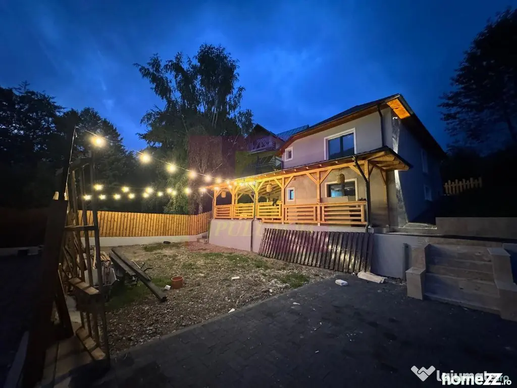 Casa de vanzare cu 2 apartamente in Azuga - Azuga (Prahova)
