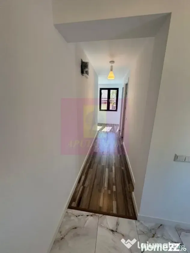 Casa de vanzare cu 2 apartamente in Azuga - Azuga (Prahova)