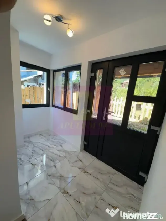 Casa de vanzare cu 2 apartamente in Azuga - Azuga (Prahova)