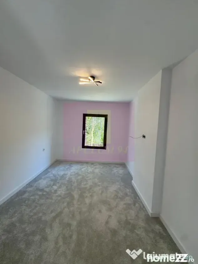 Casa de vanzare cu 2 apartamente in Azuga - Azuga (Prahova)