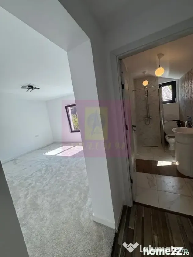 Casa de vanzare cu 2 apartamente in Azuga - Azuga (Prahova)