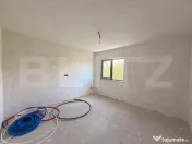 Triplex Nou cu Teren Generos de 306 mp, Lângă Ambasador,