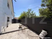 Triplex Nou cu Teren Generos de 306 mp, Lângă Ambasador,