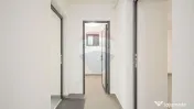 La poalele Tâmpei — vilă contemporană în Schei