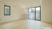 La poalele Tâmpei — vilă contemporană în Schei 