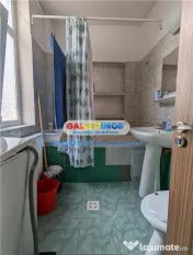 Nerva Traian, 1 apartament si 2 gars. in vila, SU 133 mp, te