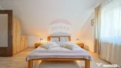 Casă cu 2 apartamente în Brasov, investiție sigură sa... 