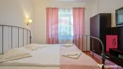 Casă cu 2 apartamente în Brasov, investiție sigură sa... 