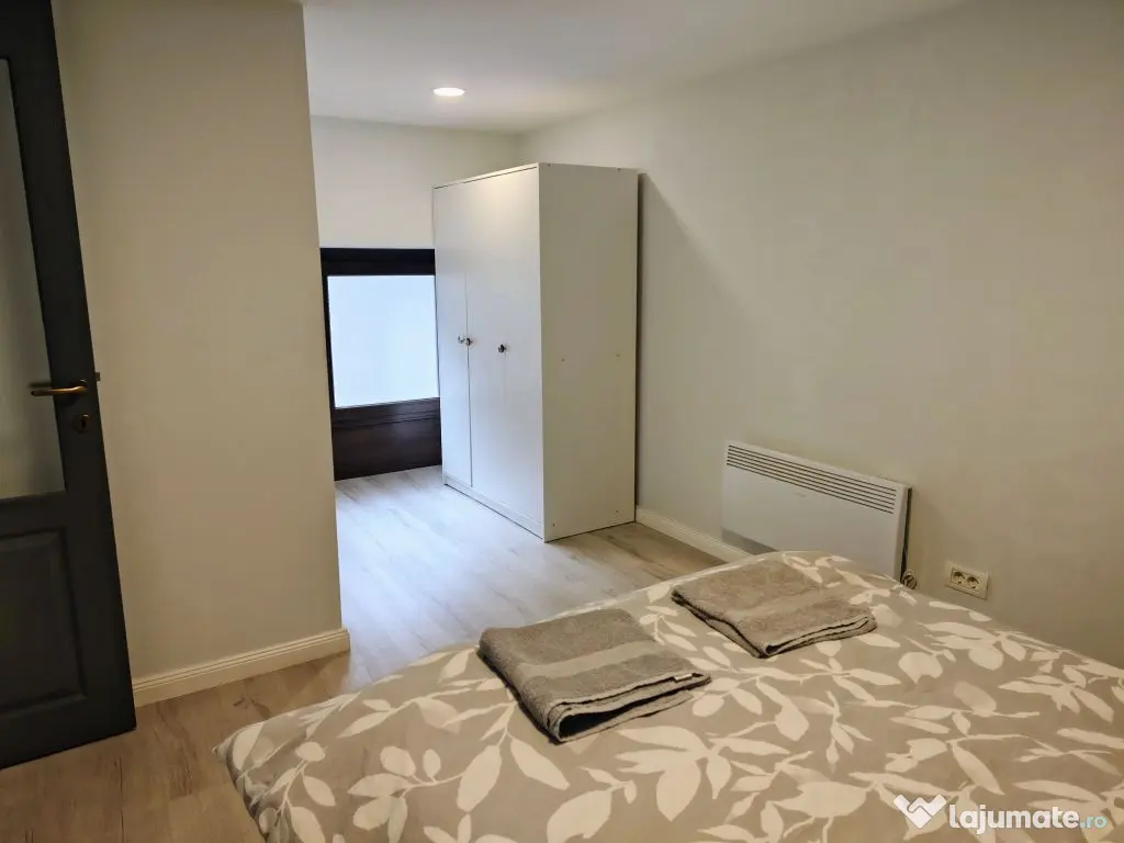 Chirie: apartament ultracentral, 3 camere 450 E neg. Comi...