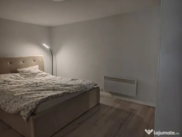 Chirie: apartament ultracentral, 3 camere 450 E neg. Comi...