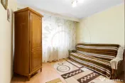 Apartament decomandat 4 camere - etaj intermediar - Cartie
