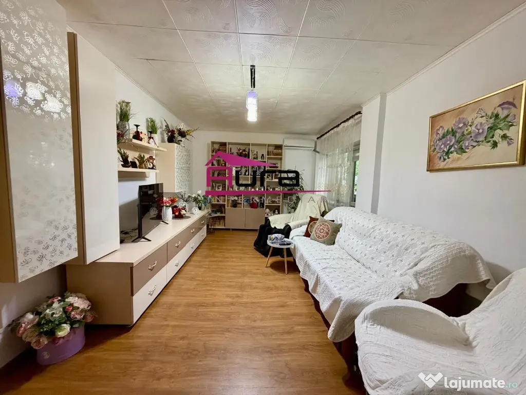 Inchiriez apartament 2 camere zona Victoriei
