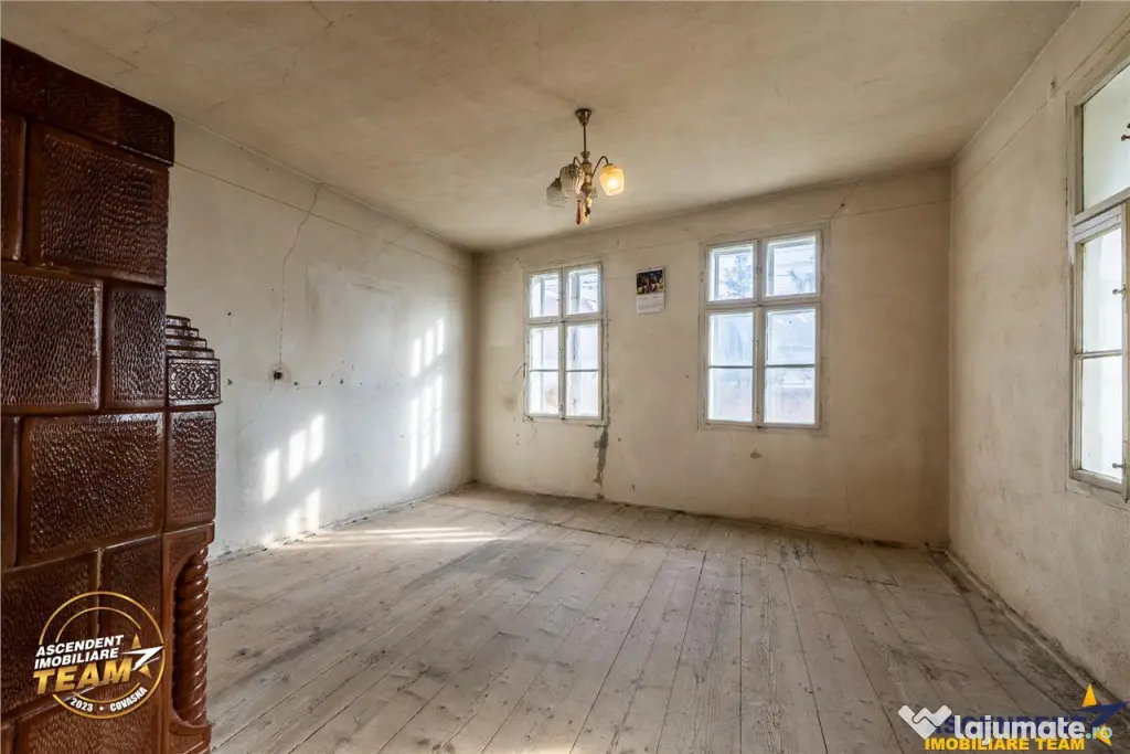 Casa din lemn, teren 384 mp: oportunitate renovare, Simeria