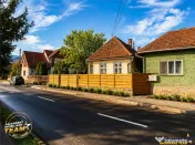 Casa din lemn, teren 384 mp: oportunitate renovare, Simeria 