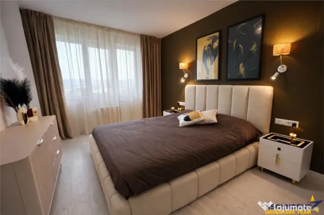 FILM!Boutique LUX, terasa cu view, design de colectie,dotari