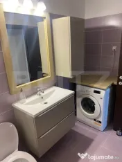 Apartament cu 2 camere decomandat, spatios si luminos in Tat 
