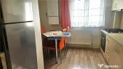 Apartament 3 camere, et.1, bloxa, parcare, centrala proprie 