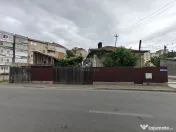 Proprietate cu potențial comercial – casă și teren în zona centrala 