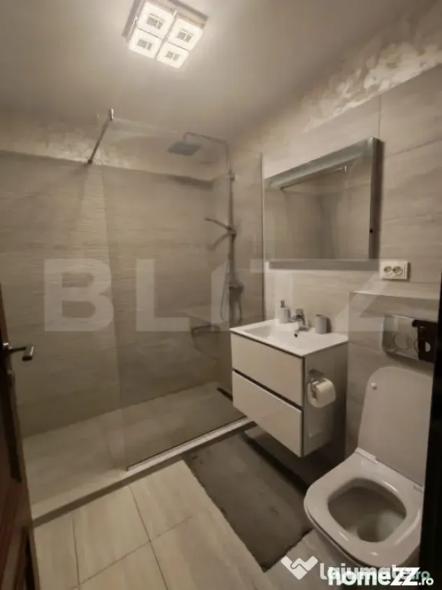 Apartament 3 camere de vanzare cu parcare inclusa, zona Subc - Bistrita (Bistrita-Nasaud)