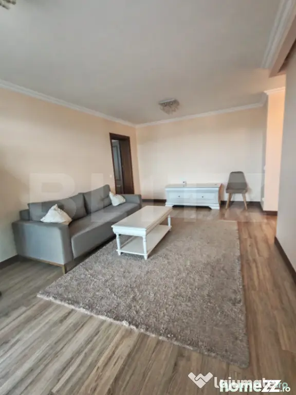 Apartament 3 camere de vanzare cu parcare inclusa, zona Subc - Bistrita (Bistrita-Nasaud)