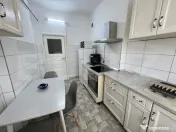 Apartament de inchiriat, 3 camere, decomandat, zona Ramada 